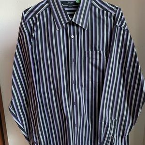 XXL black/purple striped button up